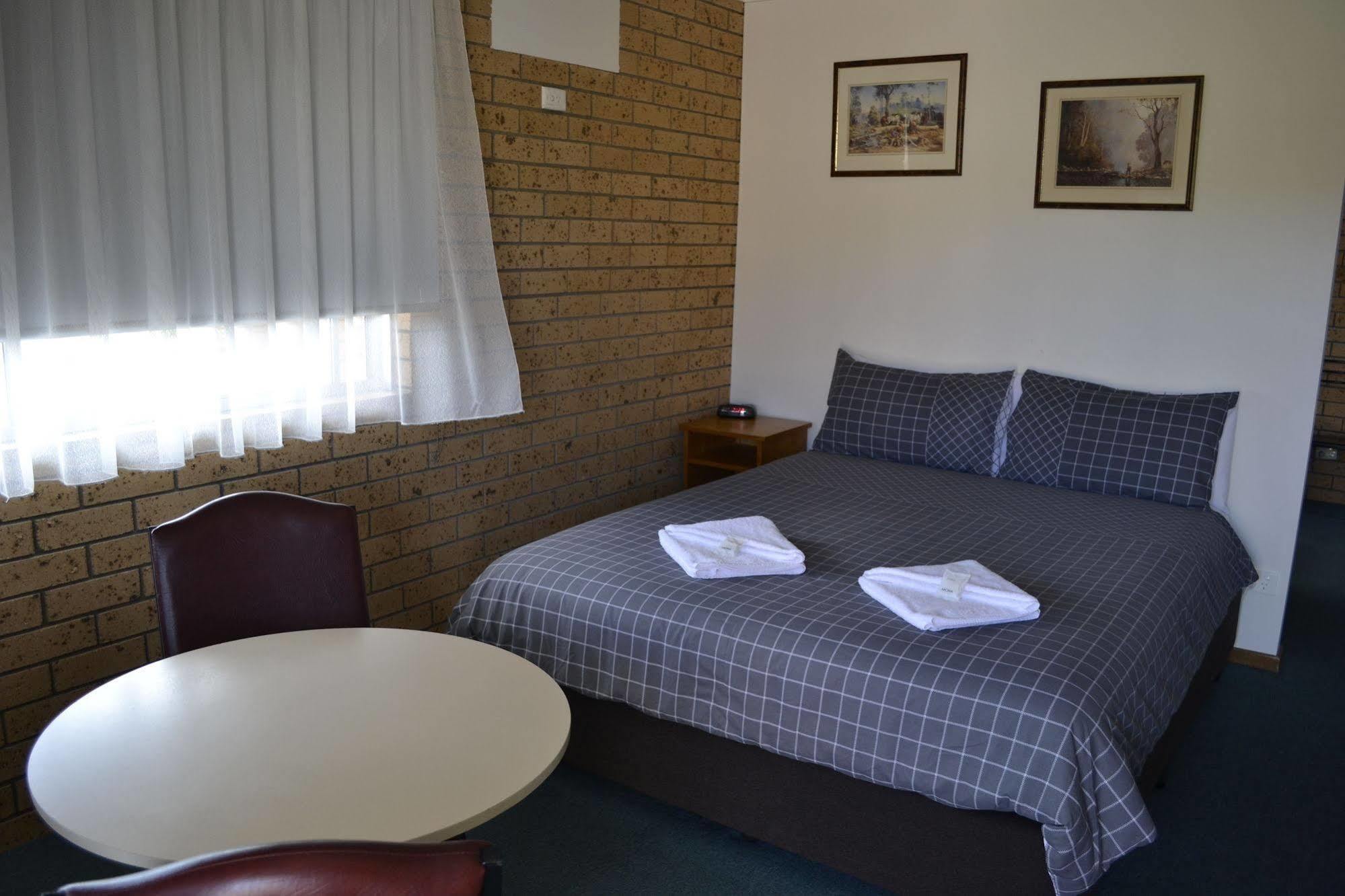 Colac Mid City Motor Inn Exterior foto