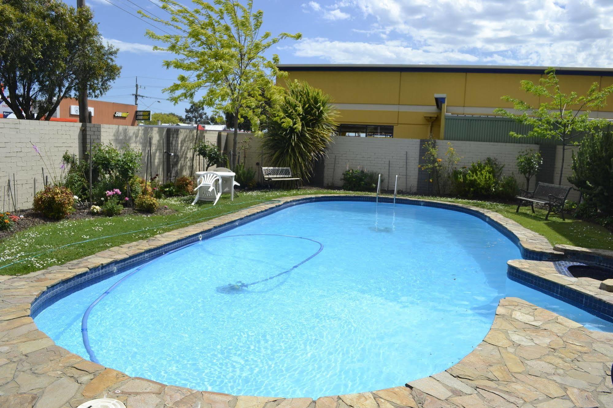 Colac Mid City Motor Inn Exterior foto